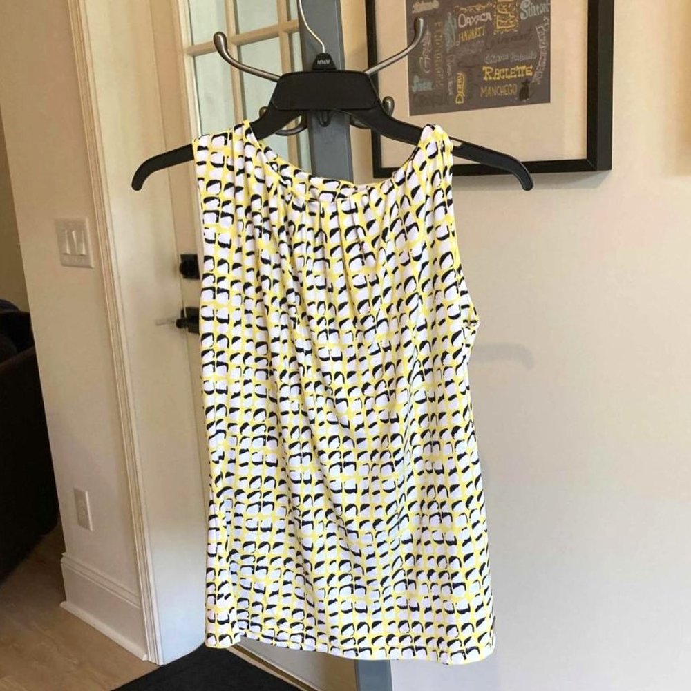 Calvin Klein Patterned Sleeveless Blouse